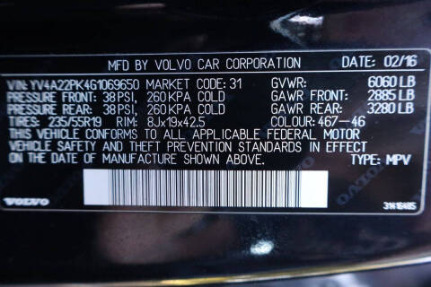 2016 Volvo XC90 T6 Momentum