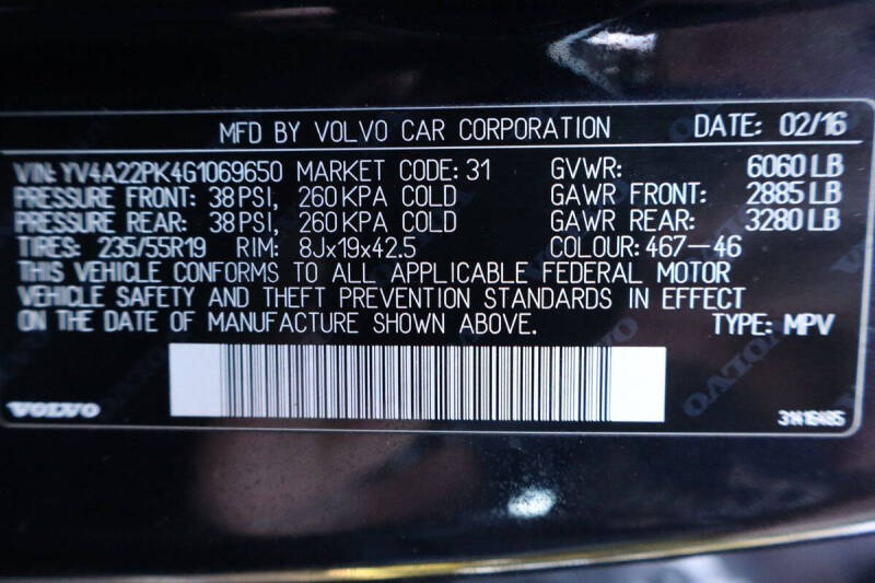 2016 Volvo XC90 T6 Momentum