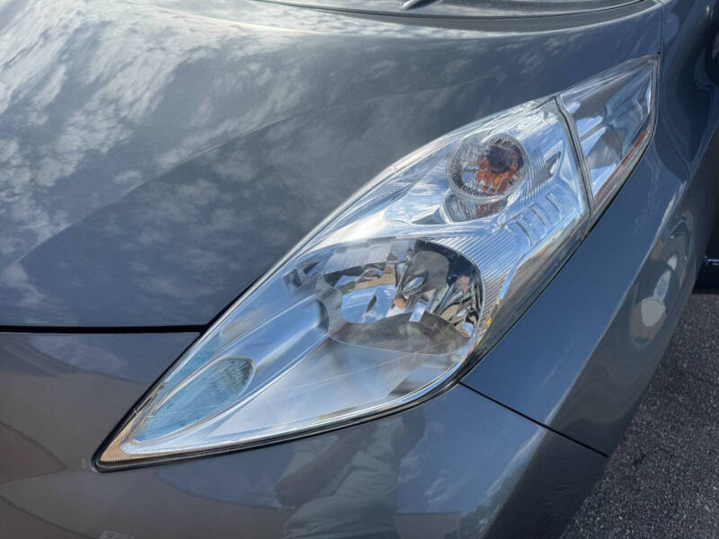 2017 Nissan LEAF SV