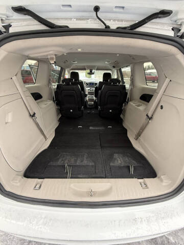 2020 Chrysler Voyager LXi