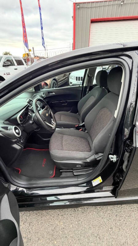 2017 Chevrolet Sonic LT Auto