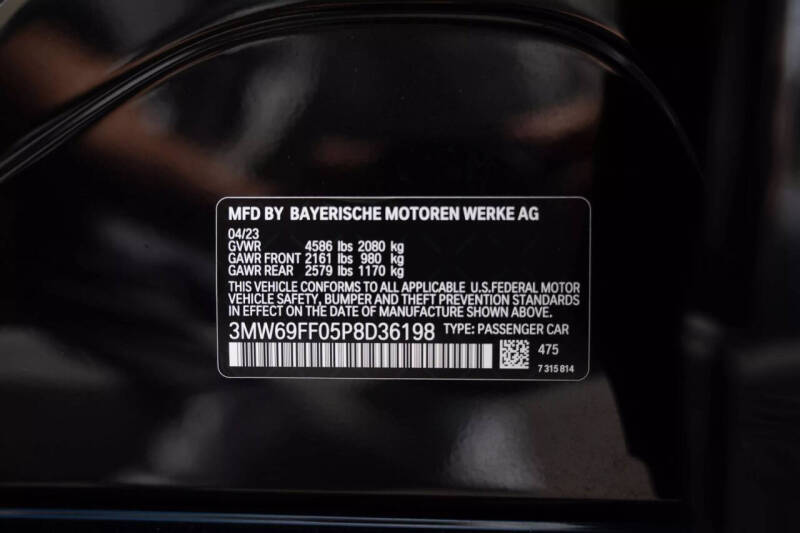 2023 BMW 3 Series 330i