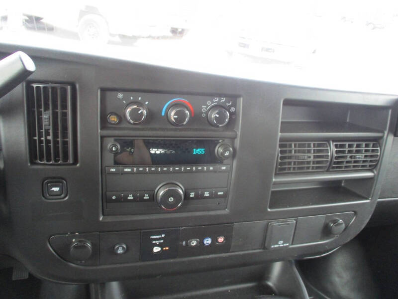 2024 GMC Savana 2500