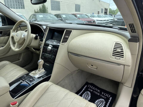 2011 Infiniti FX35
