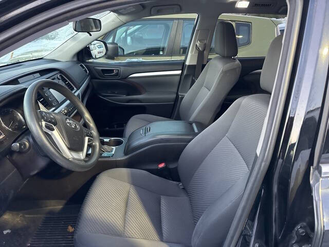 2018 Toyota Highlander LE