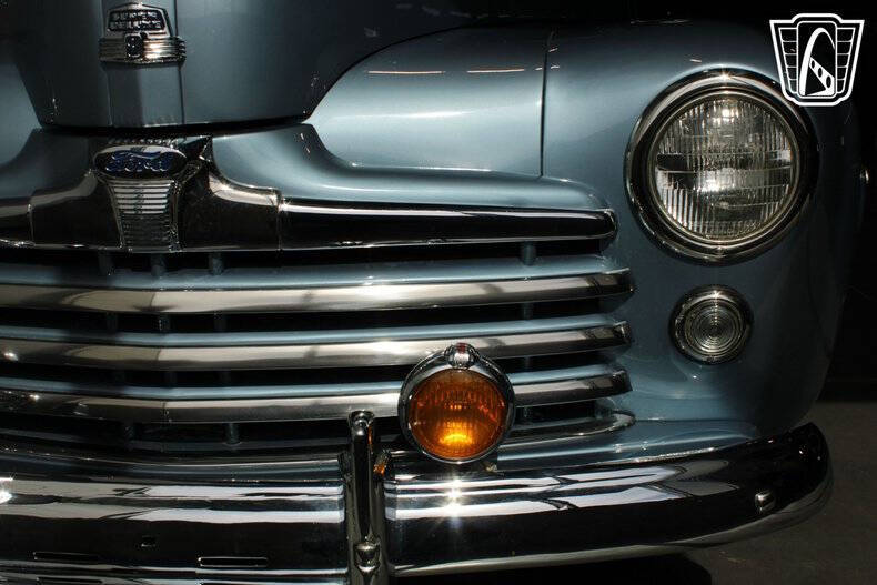 1947 Ford Super Deluxe