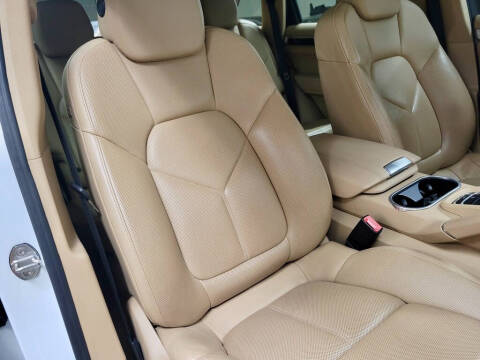 2012 Porsche Cayenne Tiptronic