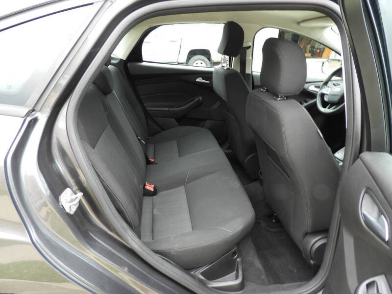 2017 Ford Focus SE