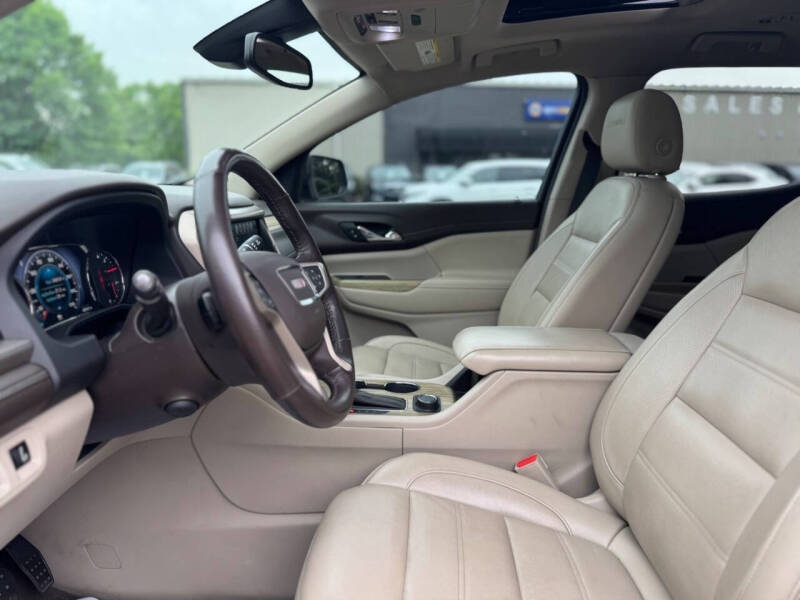 2019 GMC Acadia Denali