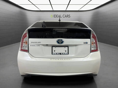 2012 Toyota Prius Three
