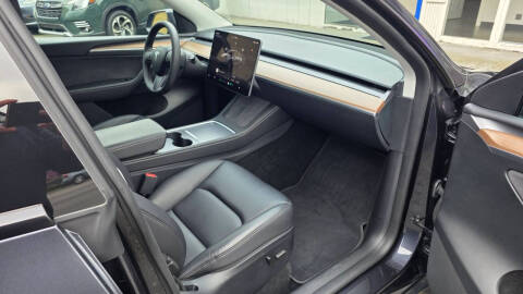 2024 Tesla Model Y Long Range