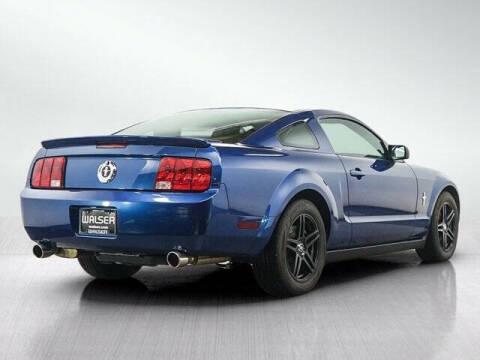 2007 Ford Mustang V6 Deluxe