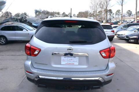 2017 Nissan Pathfinder S