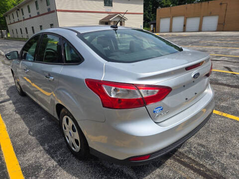 2012 Ford Focus S