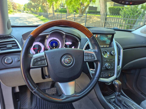 2010 Cadillac SRX Luxury Collection