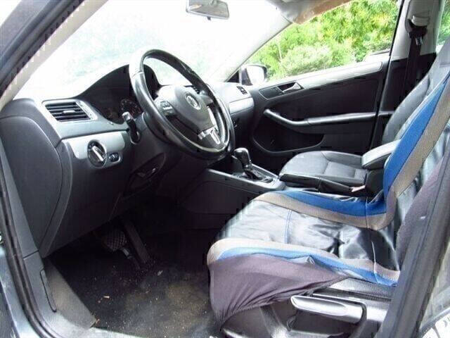 2011 Volkswagen Jetta SEL's photo