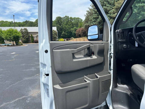 2026 Chevrolet Express 2500