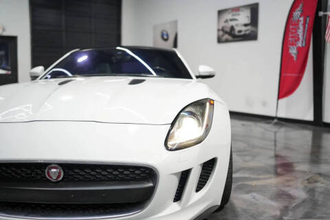 2017 Jaguar F-TYPE Premium