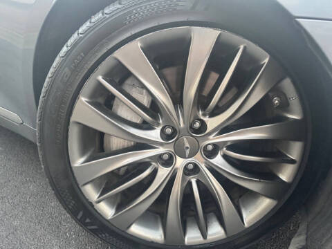 2015 Hyundai Genesis 5.0L