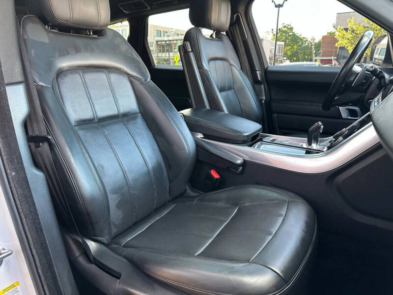 2022 Land Rover Range Rover Sport HSE Silver Edition