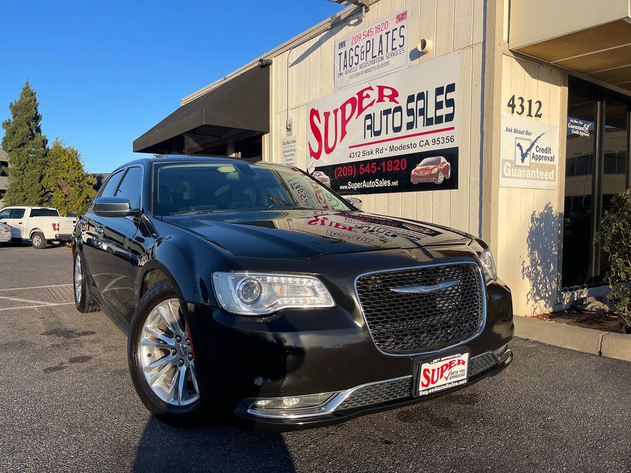 2016 Chrysler 300 for sale at Super Auto Sales Modesto in Modesto, CA