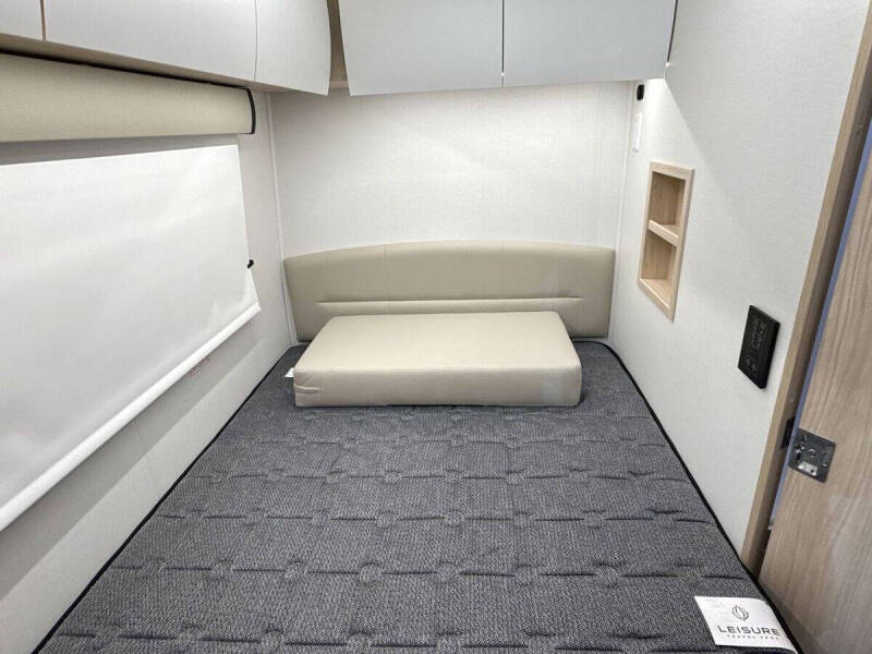 2025 Mercedes-Benz Sprinter 3500XD