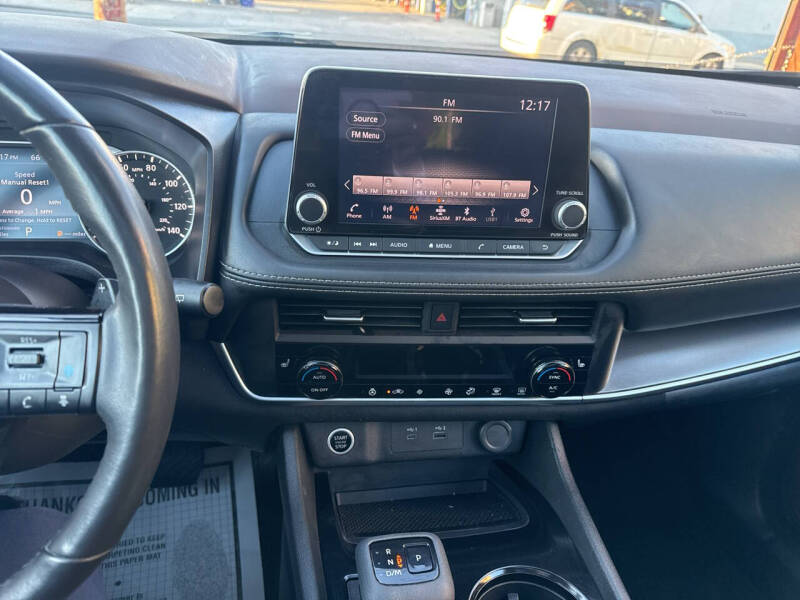 2023 Nissan Rogue SV