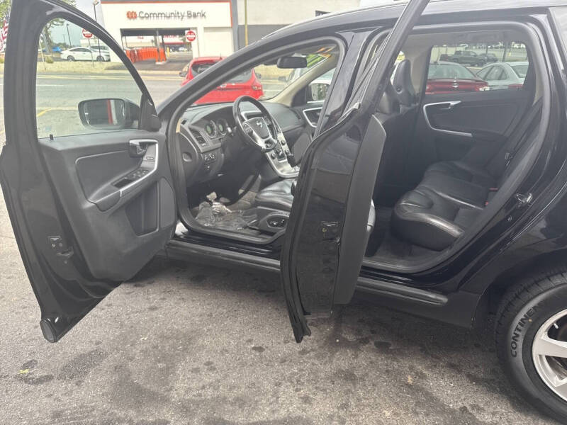 2012 Volvo XC60 3.2 Premier Plus