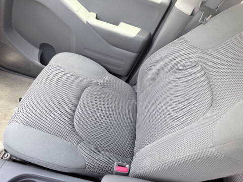 2016 Nissan Frontier SV