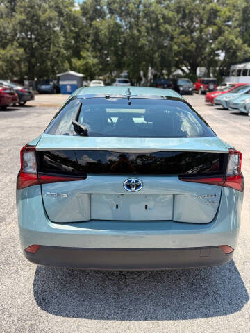 2019 Toyota Prius XLE