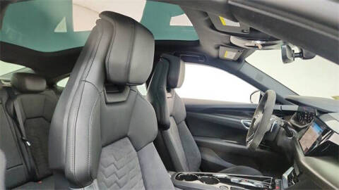 2022 Audi e-tron GT quattro Premium Plus