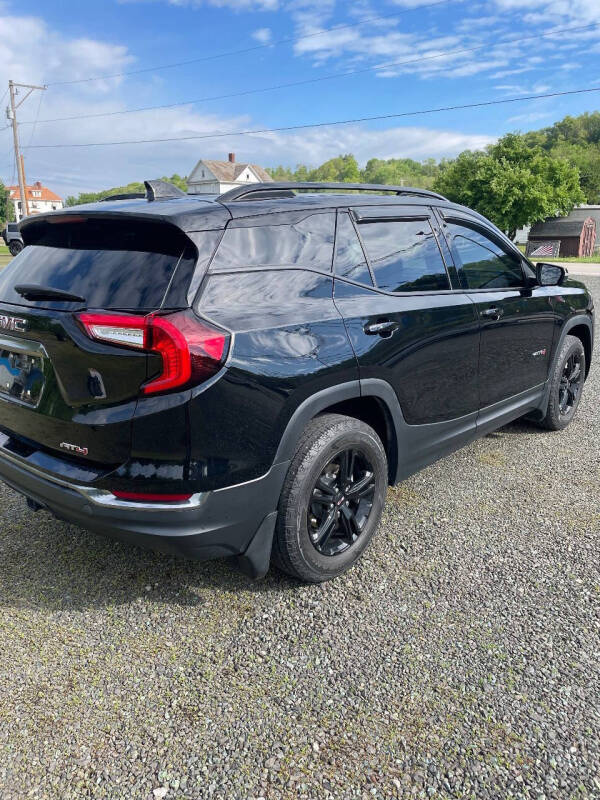 2022 GMC Terrain AT4