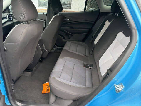 2025 Chevrolet Trax LS