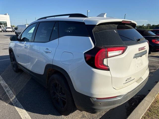 2024 GMC Terrain AT4
