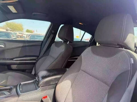 2015 Dodge Charger SE