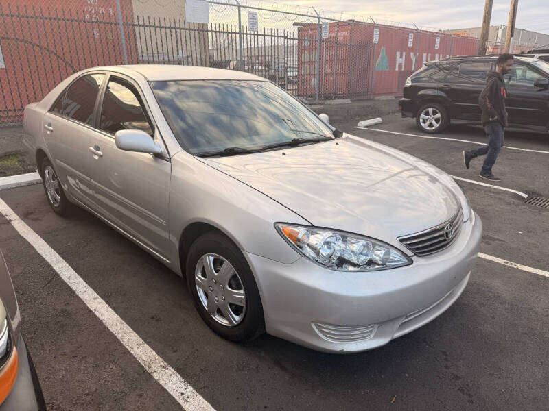 2006 Toyota Camry LE