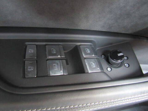 2019 Audi e-tron quattro Prestige