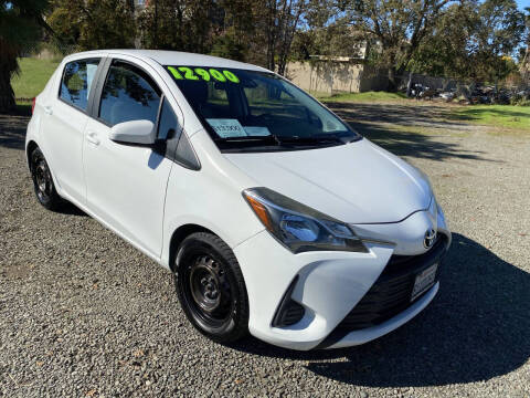 2018 Toyota Yaris 5-Door LE