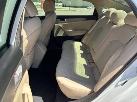 2016 Hyundai Sonata SE