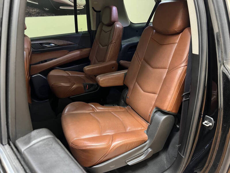 2015 Cadillac Escalade ESV Luxury