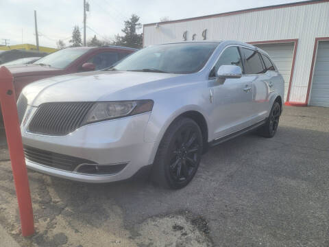 2014 Lincoln MKT for sale at J & J Used Cars inc in Wayne MI