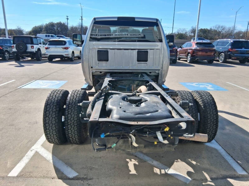 2023 RAM 3500 SLT