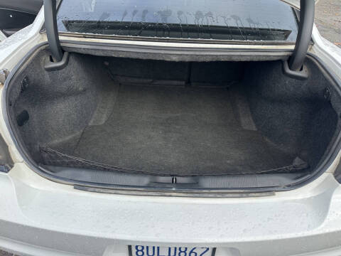 2013 Dodge Charger SE