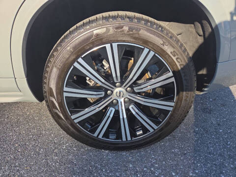 2025 Volvo XC90 B6 Plus Bright Theme 7P