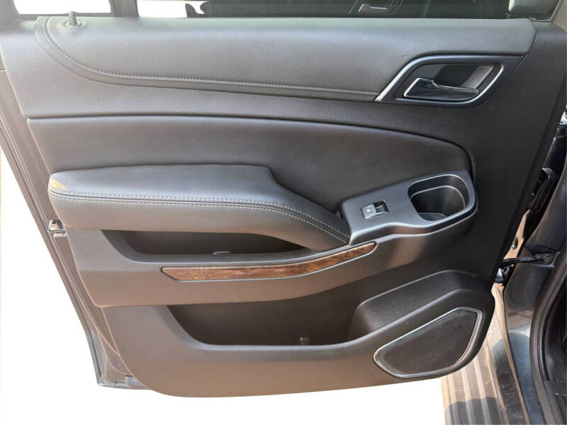 2019 Chevrolet Suburban LS