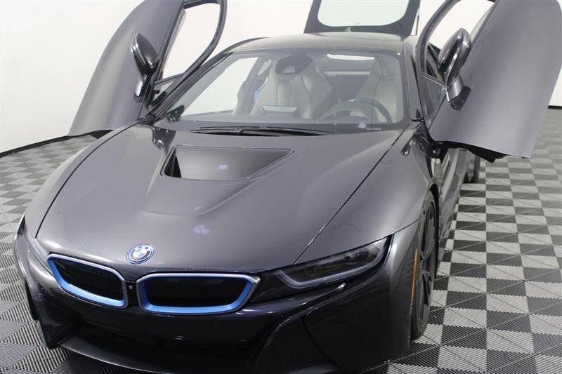 2015 BMW i8