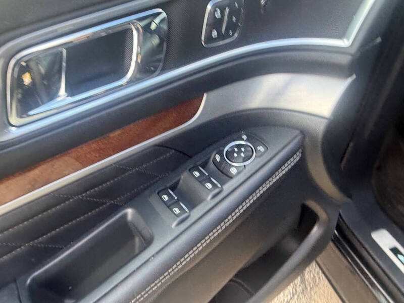 2016 Ford Explorer Platinum