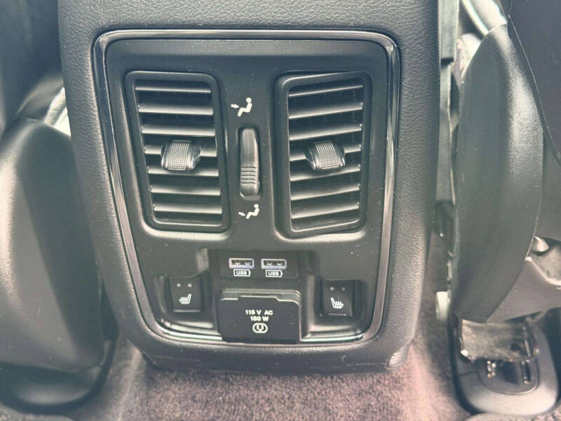 2017 Jeep Grand Cherokee Summit