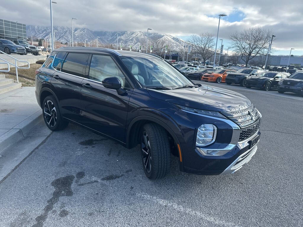 2024 Mitsubishi Outlander for sale at Axio Auto Boise in Boise, ID