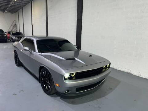 2016 Dodge Challenger for sale at Lamberti Auto Collection in Plantation FL